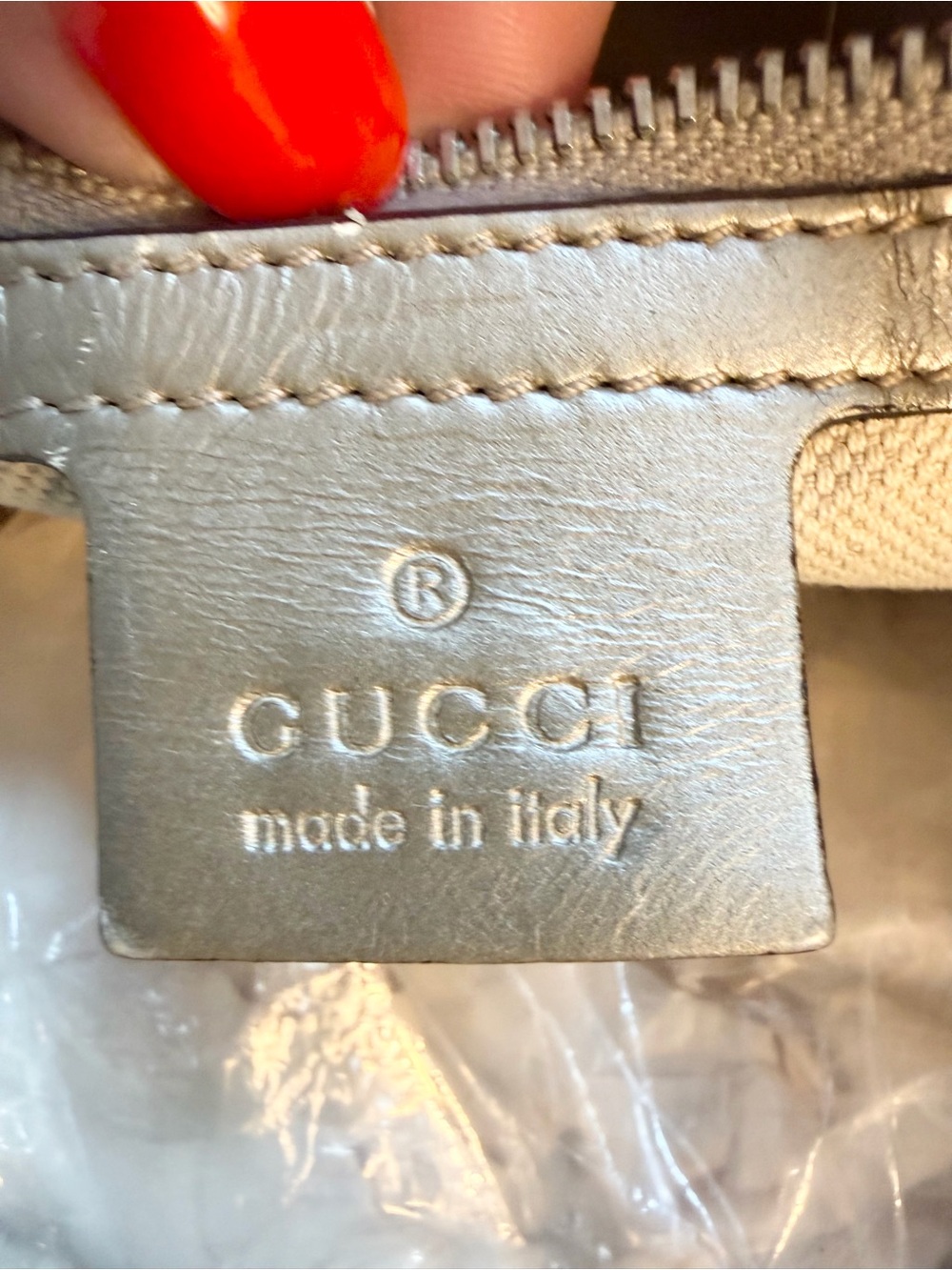 SUNDAY ONLY PRICE!! GUCCI ⭐️ Metallic Gray Tote Bag! - Picture 5 of 16